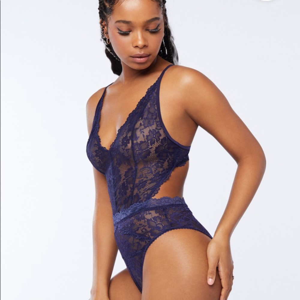 Savage x Fenty Floral Lace Teddy ♥️ Navy Blue • NWT